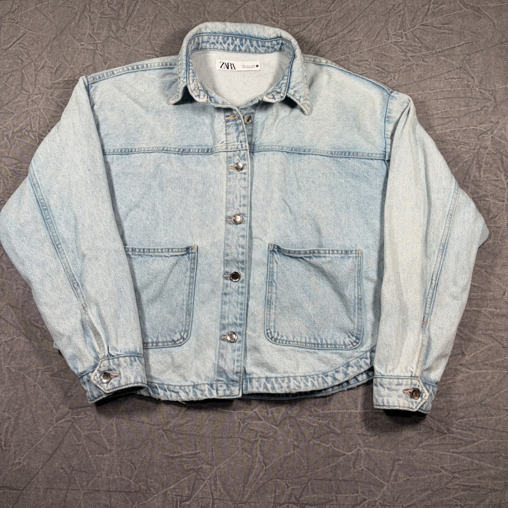 Zara Denim Jacket Womens M Blue Light Wash Oversized Curved Hem Patch Pockets